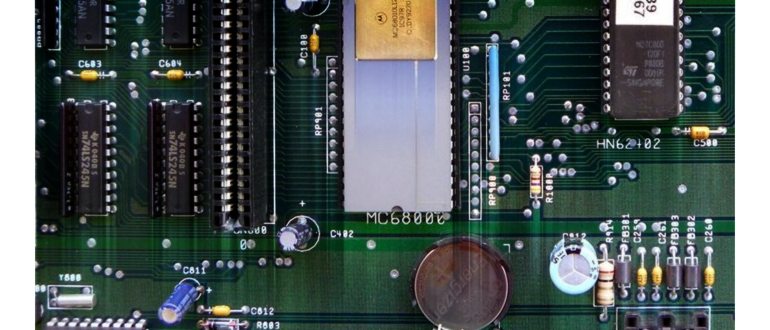 Есть ли батарейка для bios в ноутбуках, где она