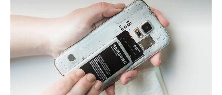 Смартфон в
